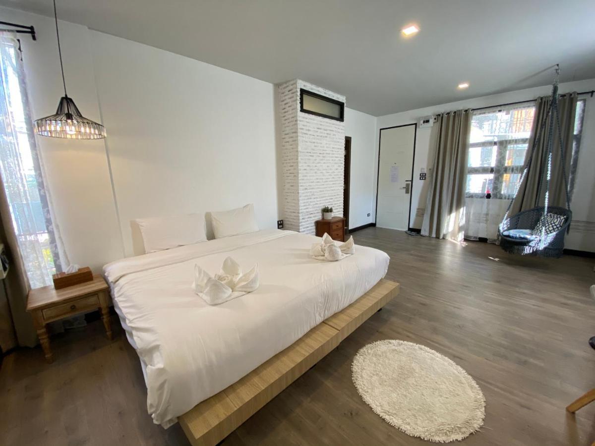 Sherloft & छात्रावास Chiang Mai
